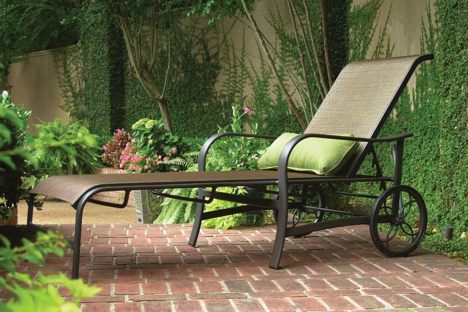 3 Tips for Choosing Patio Furniture Homefield Blog
